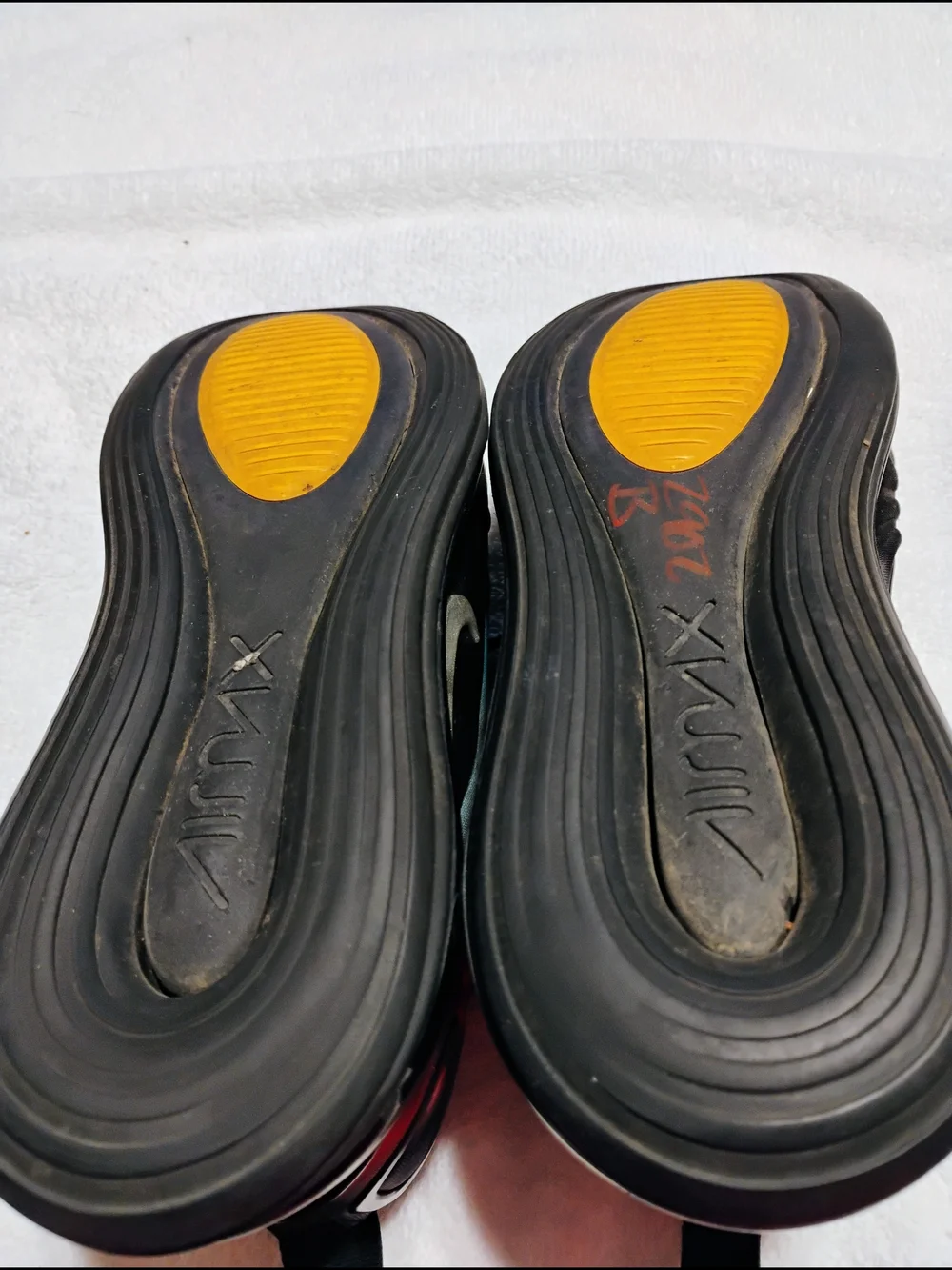Nike lightweight youths